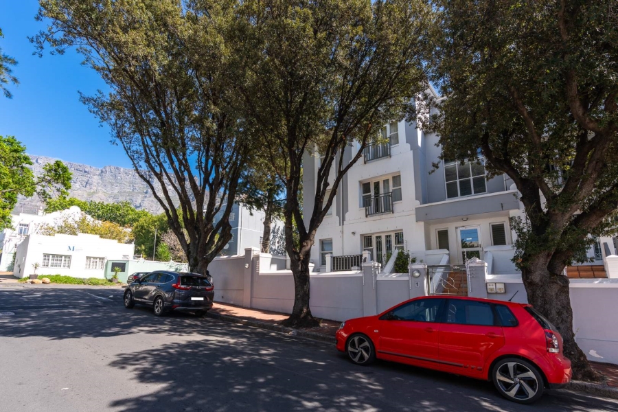 To Let 1 Bedroom Property for Rent in Oranjezicht Western Cape